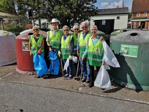 Hadleigh Tidy Town Volunteers Hadleigh Tidy Town Volunteers